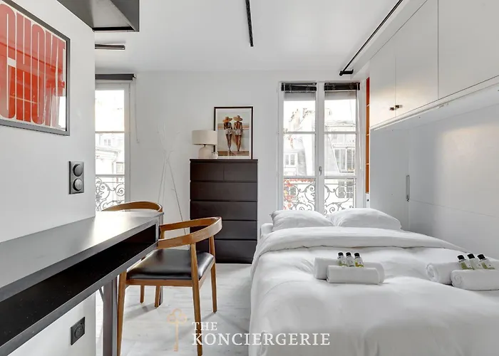 Elegant Pres Des Archives Nationales باريس